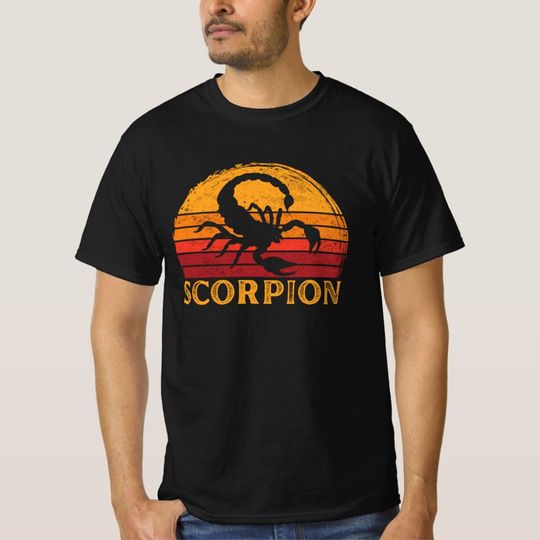 Discover Scorpion Vintage Retro Sunset T-Shirt