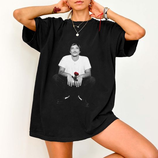 Discover Bruno Mars The Romantic Tour Wembley 2026 T-Shirt Unisex Retro Tour Dates Back Shirt