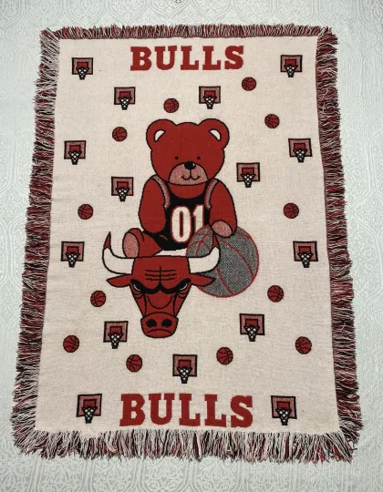 Chicago Bulls Blanket Throw Woven Tapestry Fringe Red NBA Basketball