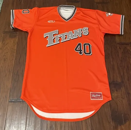 Discover Rawlings Men’s Titans #40 Baseball Jersey