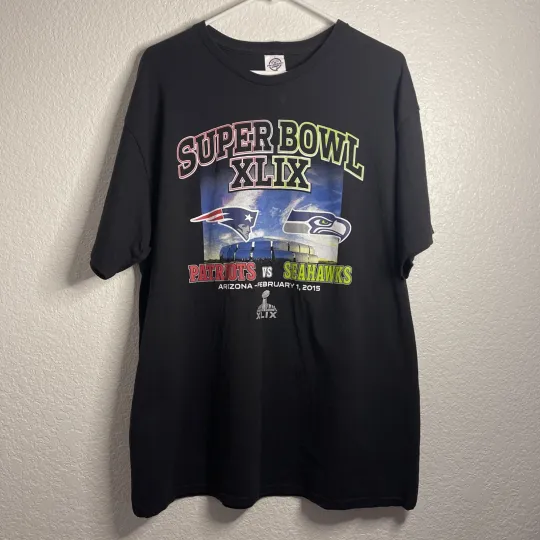Vintage Super Bowl XLIX Seattle Seahawks vs. New England Patriots T-Shirt
