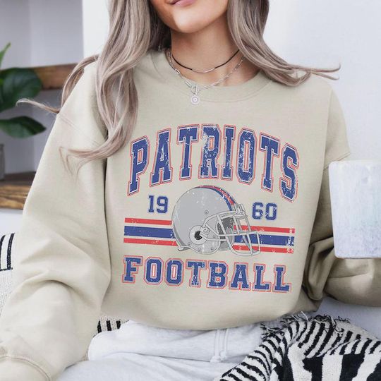 Discover Vintage 90s Style New England Football Sweatshirt, Retro Game Day Crewneck, Patriot State Unisex Fan Shirt, Classic Sports Gift Pullover
