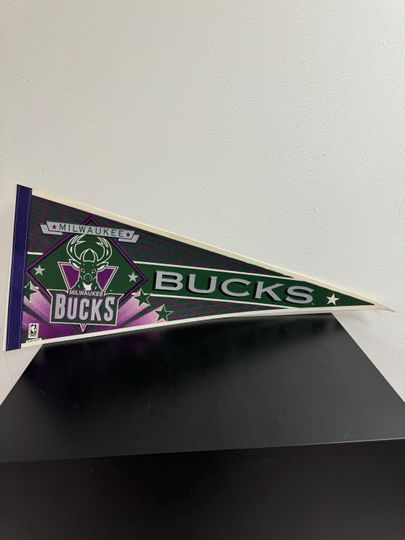 Discover Milwuakee Bucks NBA vintage pennant from 1990s