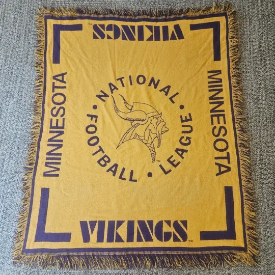 Minnesota Vikings Triple Woven Jacquard Throw Blanket football Football Gold Purple