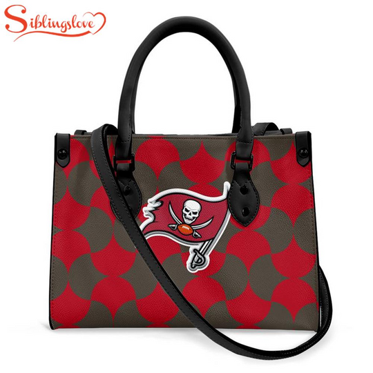 Tampa Bay Buccaneers India Mahdavi’s Bold Bisazza Pattern Leather Handbag