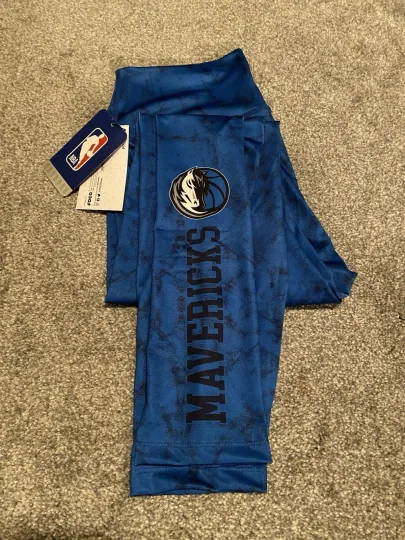 Discover FOCO NBA Dallas Mavericks Gradient Print Leggings Women's Medium