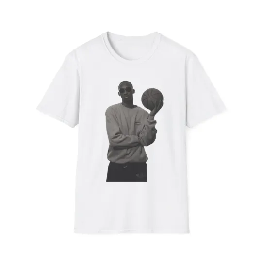 Discover Kobe Bryant T-Shirt Vintage 90s Basketball NBA All Star T-shirt Sizes S - 3XL