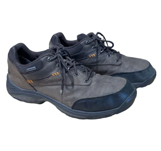 Discover New Balance Men’s 12 2E Gore Tex/Nubuck Leather Low Hiking Shoes Brown MW1069br
