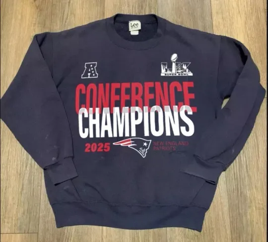 Discover New England Patriots 2025 AFC Conference Champions Sweatshirt