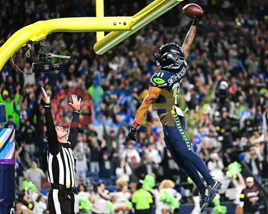 Discover Jaxon Smith-Njigba Touchdown Dunk Seattle Seahawks 8x10 football Football Photo