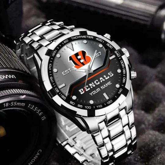 Discover Personalized Cincinnati Football Bengalss Team Alloy Men Quartz Watch Gift