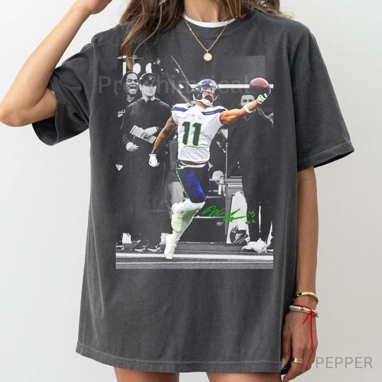 Discover Vintage Jaxon Smith-Njigba T-Shirt - Football Game Day Unisex Tee Gift For Fan