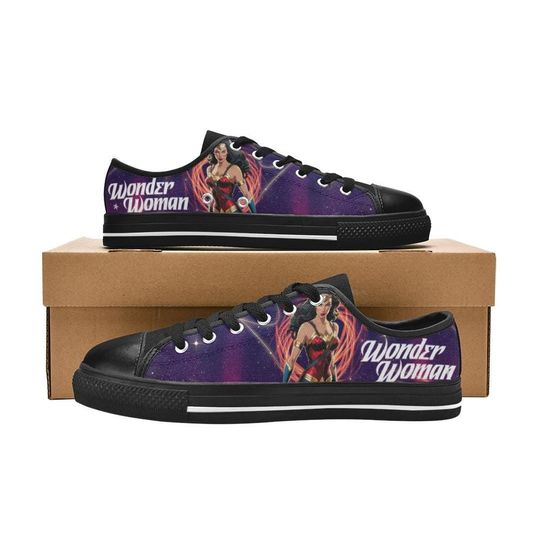 Wonder Woman Women's Low Top Shoe Sneakers