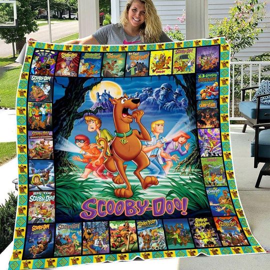 Funny Scooby Doo Quilt Blanket, Lover Scooby Doo Quilt Blanket, Cartoon Bedding Blanket, Cozy Bedding Blanket, Home Decor Gift.