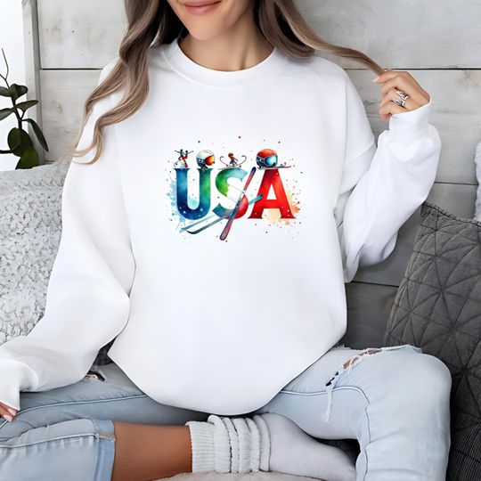 Discover USA Winter Sports Sweatshirt, Skiing Sweatshirt Winter theme, Patriotic Sweatshirt