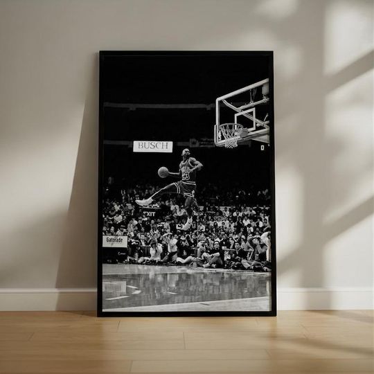 Discover Legend Basketball Dunk Contest Poster  Iconic Air Jordan Wall Art, Vintage Basketball Print for Sports Fans & Home Decor