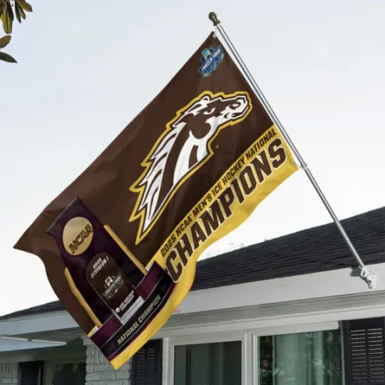 Discover Western Michigan Broncos Men’s Ice Hockey 3D House Decor Flag