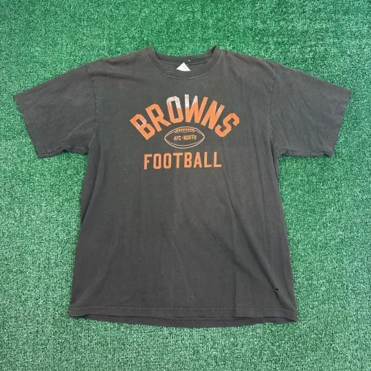 Discover Vintage football Browns football tee