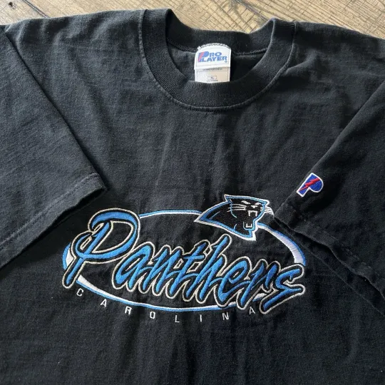 Vintage 90s Carolina Panthers football Embroidered Throwback OG Logo T-Shirt Men’s XL