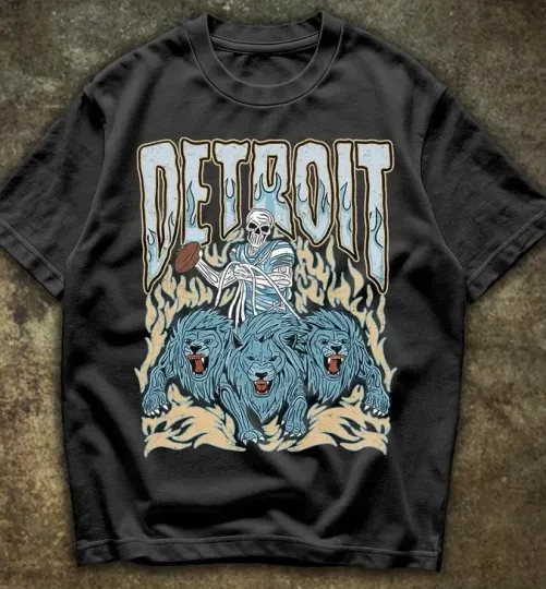 Discover Vtg style Detroit Football Skull football short sleeve black color shirt VK00744