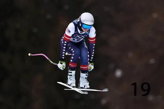 Discover Lindsey Vonn Poster - Lindsey Vonn Print