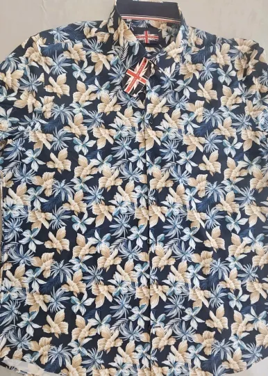 Discover NWT Soul Of London Men's Medium Short Sleeve Button Down Shirt Fancy Abstract XL