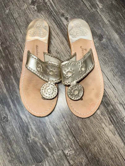 Discover Jack Rogers Classic Gold Leather Thong Sandals Women’s Size 6