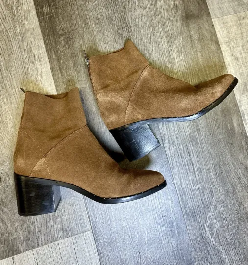 Discover Treasure & Bond Women’s Suede Ankle Boots Brown Size 8M – Block Heel Back Zip