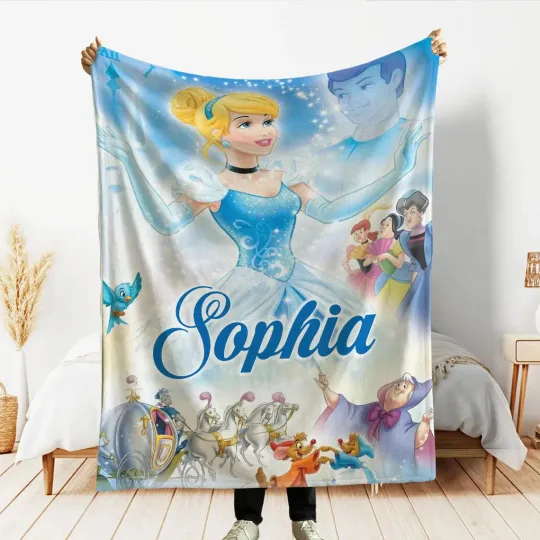 Discover Funny Princess Cinde Happy Fleece Blanket