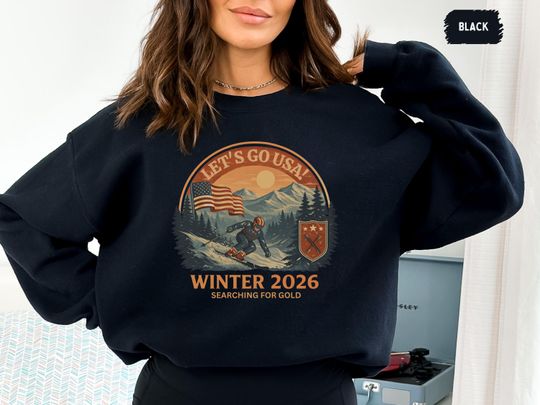 Discover Retro USA Ski Sweatshirt, Winter 2026 Patriotic Retro Skiing, Vintage Distressed Unisex Crewneck, Ski Trip,  Aprs Ski Gift