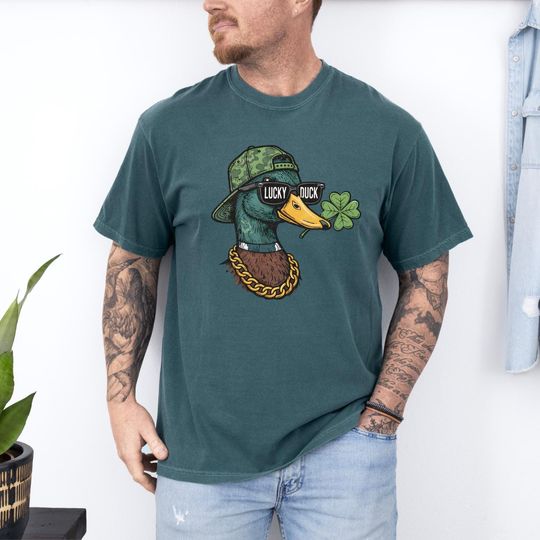 Discover Lucky Duck St Patricks Day Shirt, Funny Mallard Duck Tee, Cool Irish Streetwear T-Shirt, Hunting Clover Top, Retro Saint Pattys Day Gift