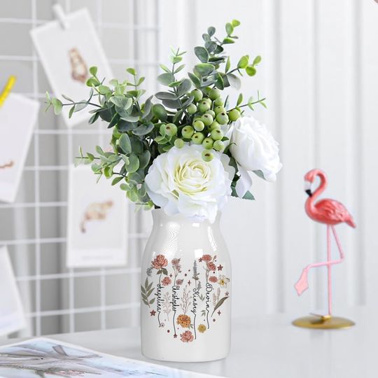 Flower Vase Gifts For Mom, Mothers Day Gift For Grandma Mom Nana, Personalized Grandma's Garden Flower Vase, Custom Kids Name Flowers Vase
