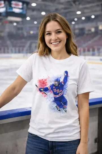 Discover USA Women's Ice Hockey Gold Medal Goal - Olympic Moments T-Shirt