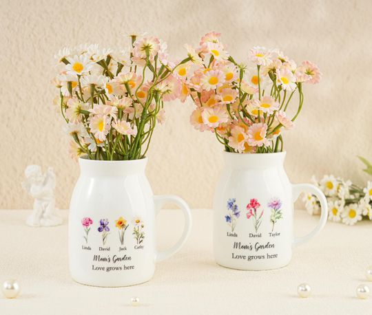 Discover Personalized Mother's Day Gift, Grandma's Garden Flower Vase, Family Birth Flower Vase for Nana, Mini Vase for Best Mom, Gift from Grandkids