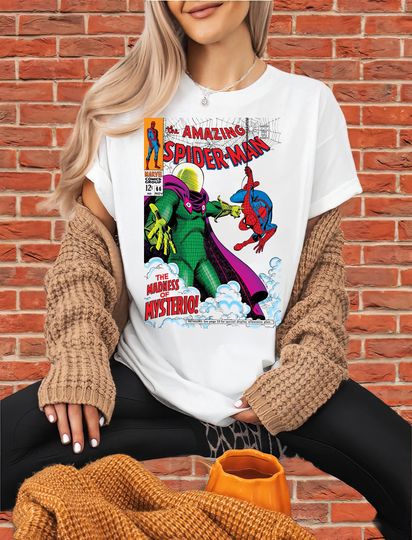 Discover Amazing Spider-Man Poster T-Shirt