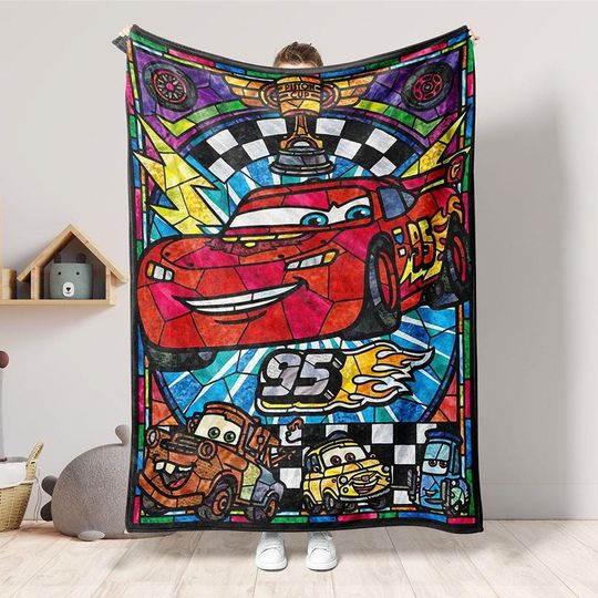 Disney Cars Fleece Blanket with Lightning McQueen Design, Perfect for Disney Fans