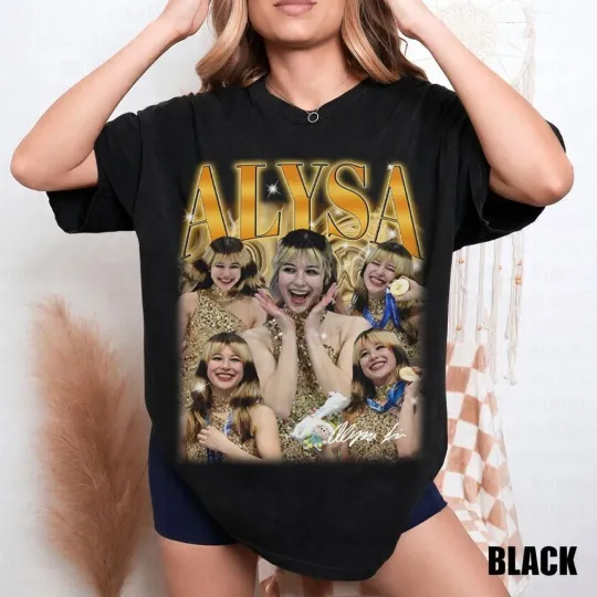 Discover Alysa Liu USA Team Vintage T-Shirt