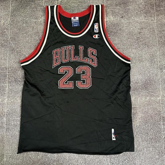 Men's Vintage 90s Champion Chicago Bulls Michael Jordan Black Red Jersey