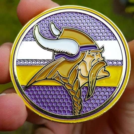 football Minnesota Vikings Poker Card Guard Chip Protector Golf Marker Coin