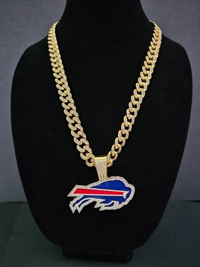 Explore Cuban Link Chain Necklaces