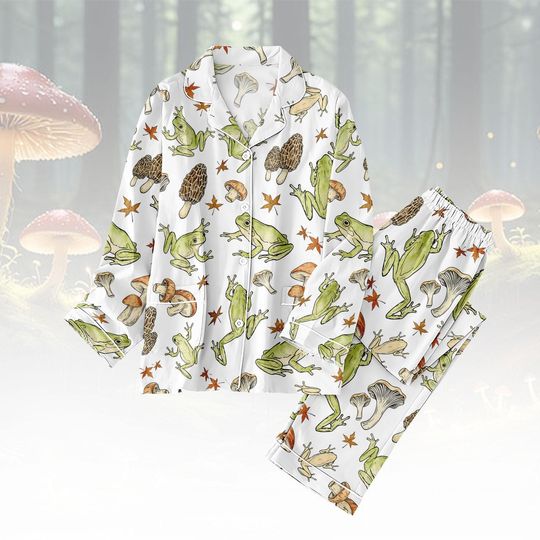Discover Forest Frog Thick Pajama Set, Mushroom Long Thick Pajamas, Forest Creature Long Pyjama, Womens Matching PJs Set, Gift for Nature Lover