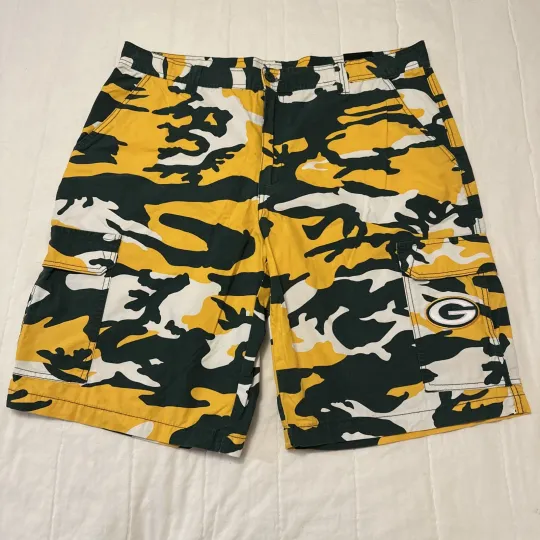 Discover football Green Bay Cargo Shorts  Yellow Green Camo