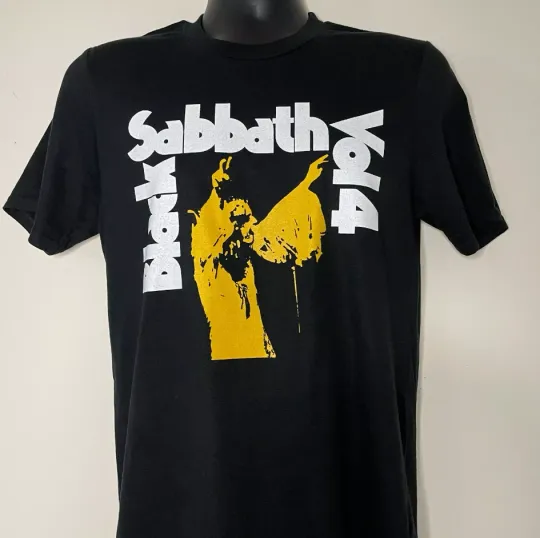 Discover Black Sabbath Ozzy Classic 70s Metal T-Shirt Unisex
