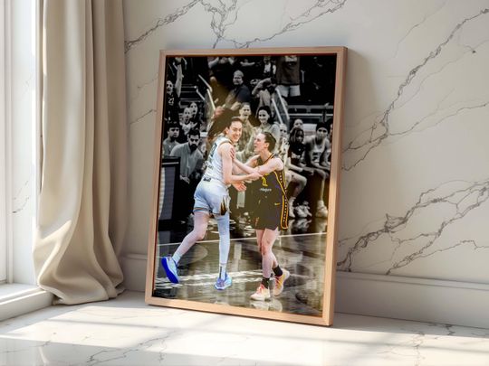 Discover Breanna Stewart Poster, WNBA basketball Star Wall Art, Elite Athlete Sports Print, Modern Basketball Artwork for Game Room & Office