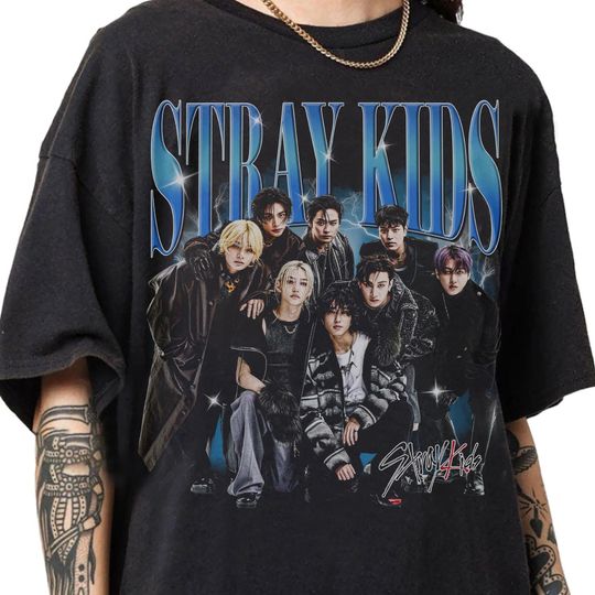 Discover Vintage 90s Bootleg Style Retro Comfort Colors Straykid T-Shirt, Stray Kid T-shirt, Straykid Gifts For Man And Women Unisex T-Shirt