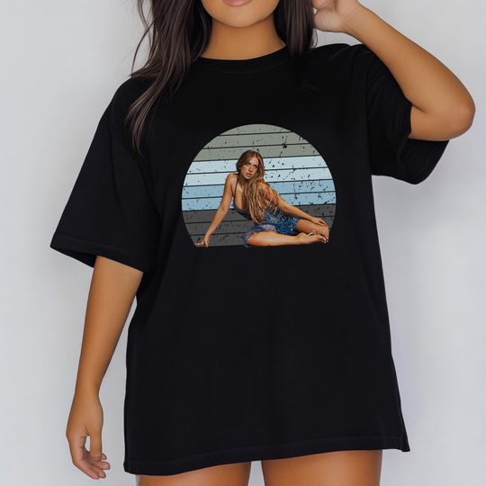 Discover Tate McRae Retro Miss Possessive Cotton T-Shirt, 2025 Tour Shirt, Vintage Concert Tee Merch, T8 Fan Gift