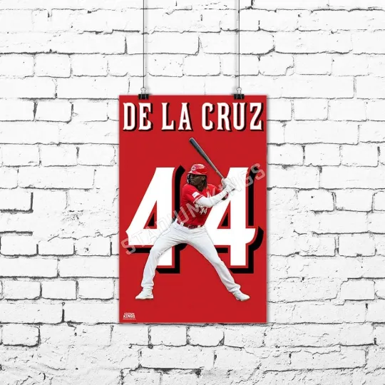 Discover Elly De La Cruz Cincinnati Reds Home 44 Wall Art Print- 11x17 inches