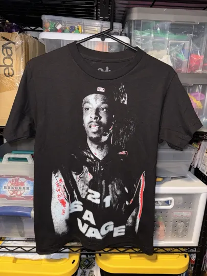 Discover 21 Savage It’s All A Blur Tour Official Merch T-Shirt Drake Black