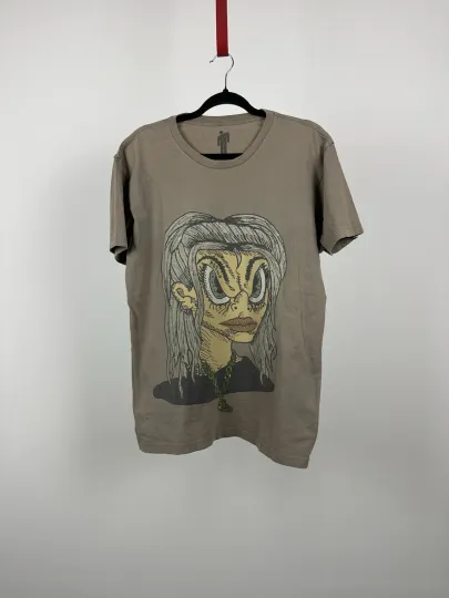 Discover Billie Eilish 2019 Graphic T-Shirt Brown Tee Vintage Style Fan Merch