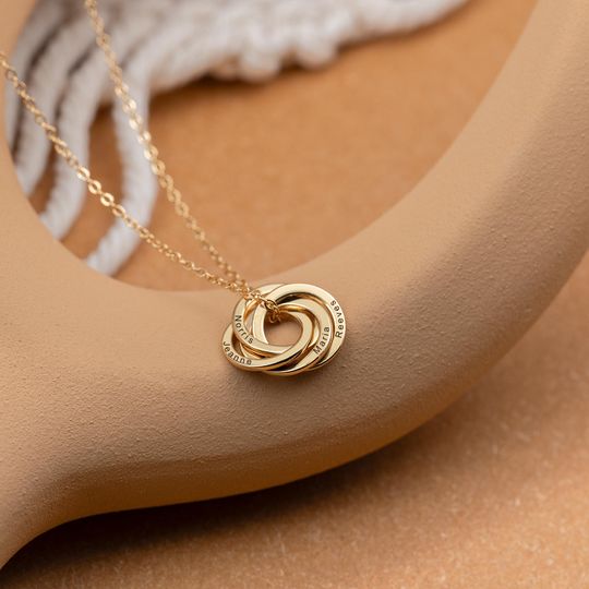 Personalized Interlocking Circles Necklace for Mom, Mother's Day Gift, Custom Name Jewelry, Family Gift for Grandma